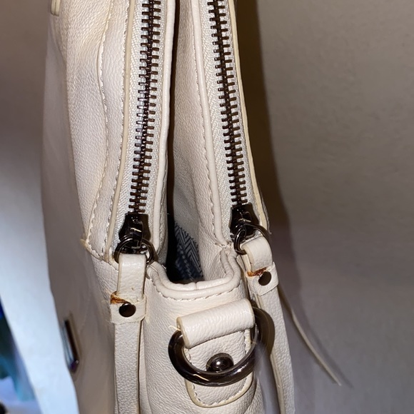 Steve Madden large quilted puff purse - Picture 13 of 15